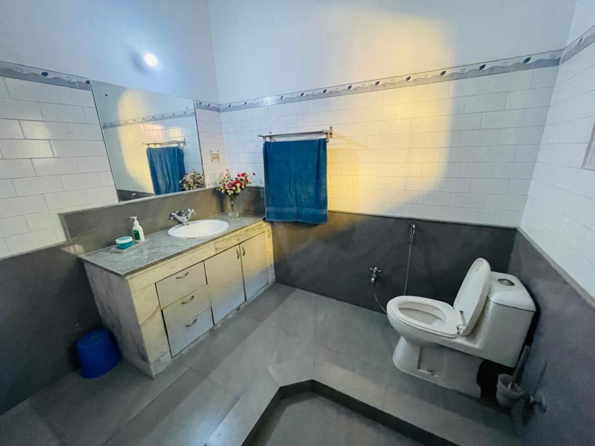 The Choudhury Manor Homestay 古瓦哈提 外观 照片